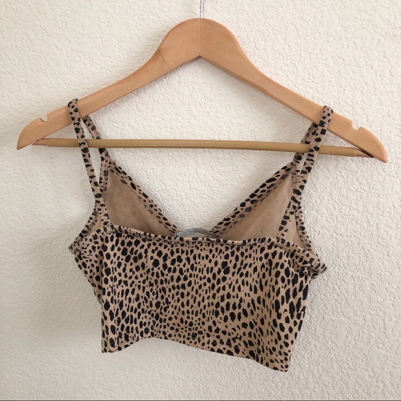 Brandy Melville Leopard Amara Tank top - Picture 3 of 4